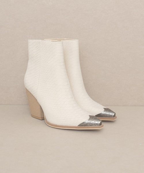 ZION-BOOTIE WITH ETCHED METAL TOE